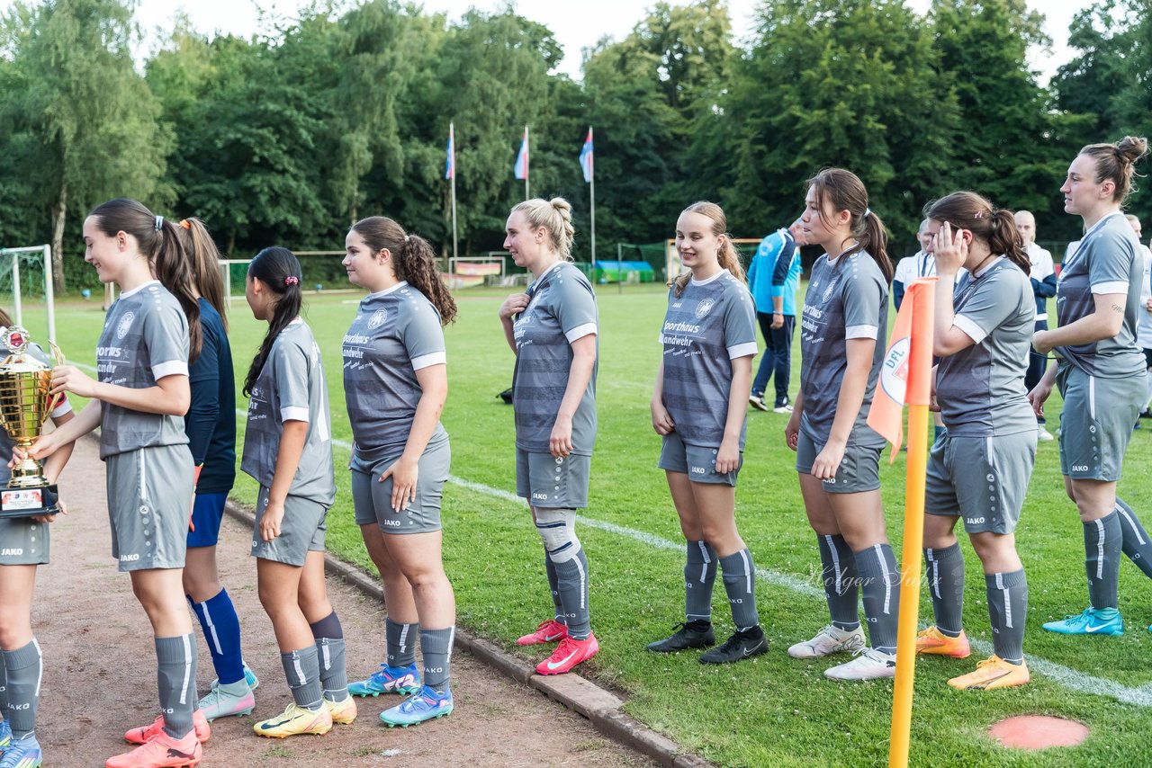 Bild 85 - Loewinnen Cup